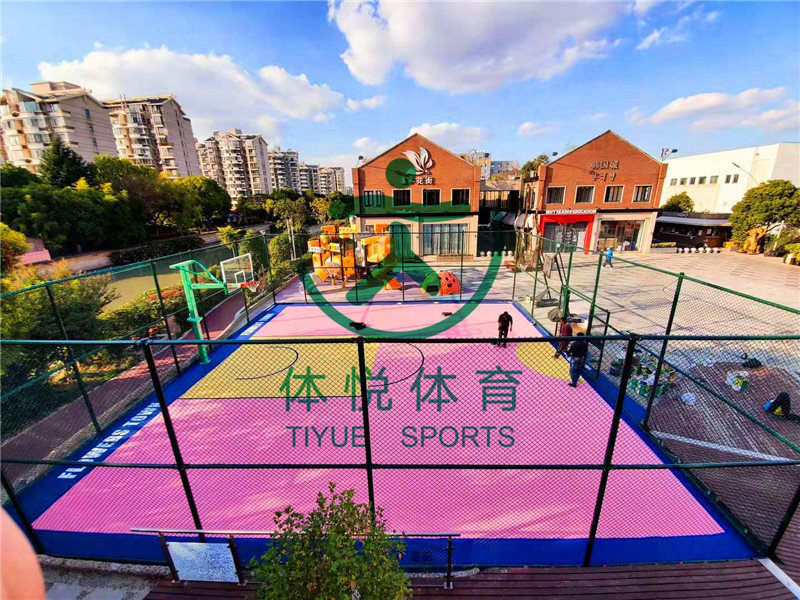 體悅體育講解籃球場(chǎng)施工要求需要注意?